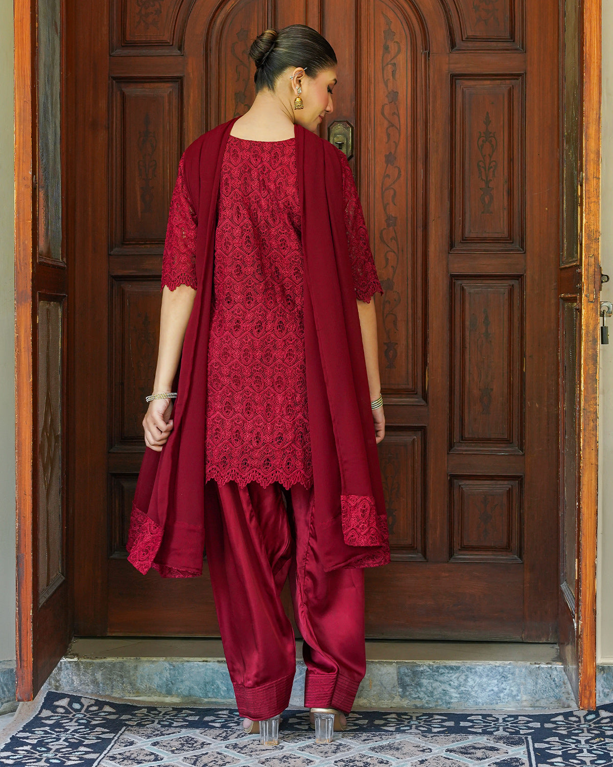 Color_cherry red